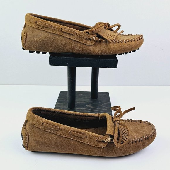 Minnetonka Moccasin Women’s Driving Shoe Tan Suede 593 Size 6.5 - Picture 2 of 9